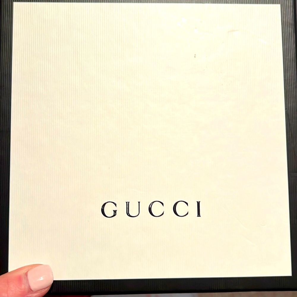 Gucci belt used a few times still in box